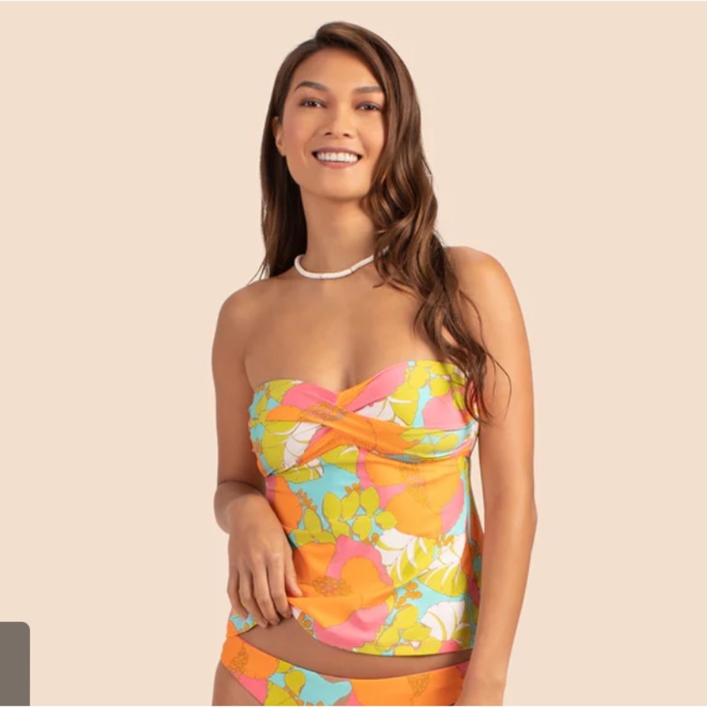 Trina Turk Playa de Flor Bandeau Tankini - Picture 2 of 13
